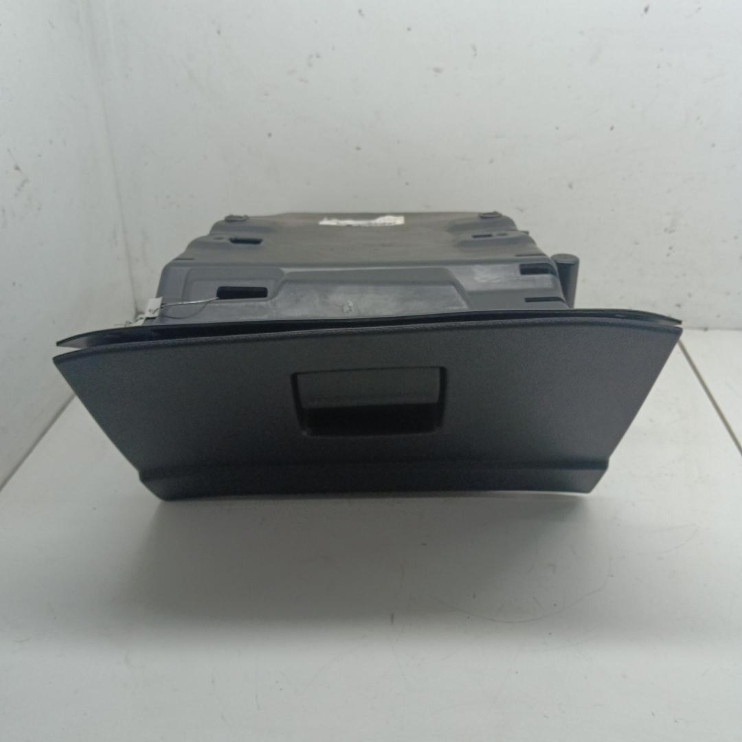 бардачок Ford Mondeo 4 поколение 2007, 2.3 л., бензин, АКПП, чёрный, хетчбэк 5 дв., 7S71A06010AC - фото №1