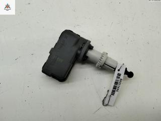 корректор фар Volkswagen Golf 5 поколение 2006, 1.6 л., бензин, МКПП, серый, хетчбэк 5 дв., 5M0941295A