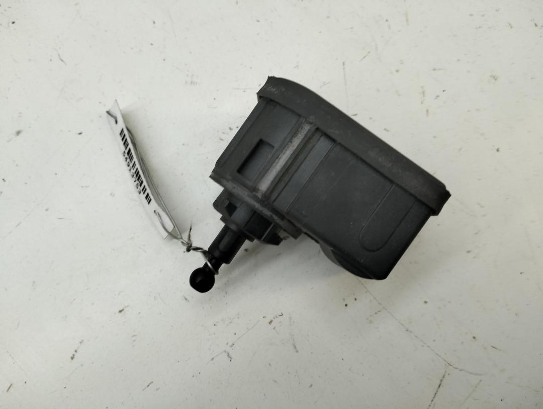 корректор фар Volkswagen Lupo 1999, 1.2 л., дизель, робот, серый, хетчбэк 3 дв., MAGNETI-MARELLI