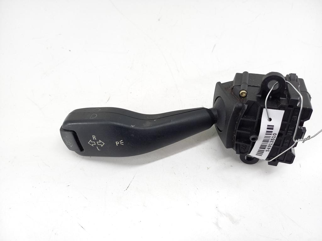переключатель поворотов BMW 5 E39 2002, 2.5 л., дизель, АКПП, серый, универсал, 8363668