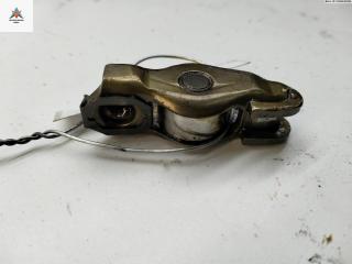 коромысло клапана (рокер) Volkswagen Golf 5 поколение 2006, 1.6 л., бензин, МКПП, серый, хетчбэк 5 дв.