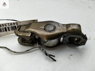 коромысло клапана (рокер) Volkswagen Golf 5 поколение 2006, 1.6 л., бензин, МКПП, серый, хетчбэк 5 дв.