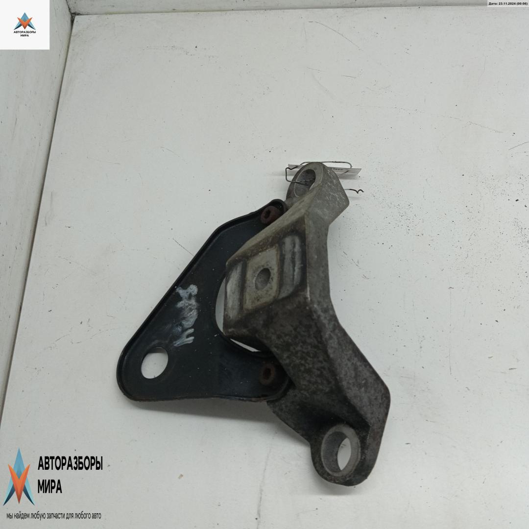 кронштейн двигателя Ford Mondeo 4 поколение 2007, 2.3 л., бензин, АКПП, чёрный, хетчбэк 5 дв. - фото №1