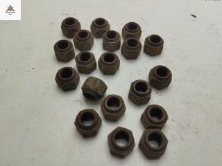 болт колесный Ford Focus 2 поколение 2005, 1.6 л., i, бензин, АКПП, серый, универсал