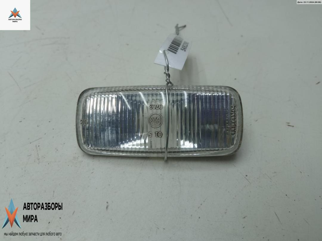 повторитель передний левый Chrysler 300C 1 поколение 2006, 3.0 л., дизель, АКПП, чёрный, седан - фото №1