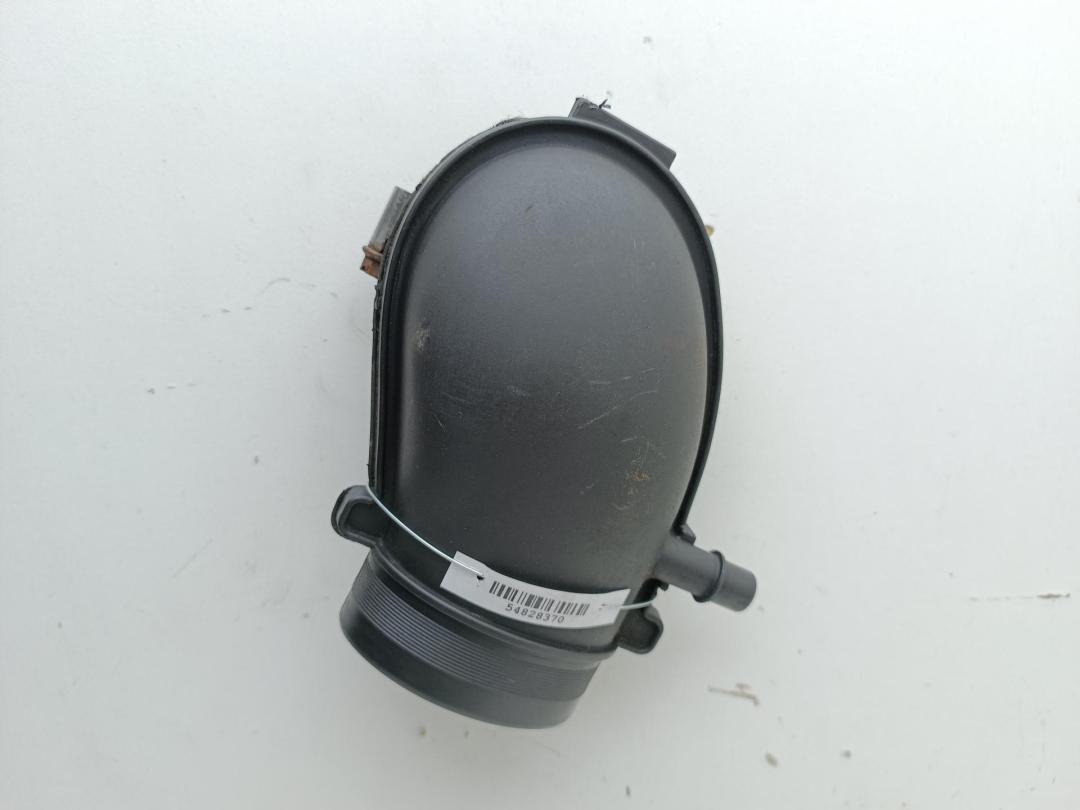 воздуховод Peugeot 307 2005, 2.0 л., бензин, МКПП, чёрный, кабриолет, 9610320080