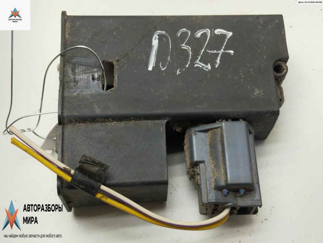 замок лючка топливного бака Ford Focus 2 поколение 2005, 1.6 л., i, бензин, АКПП, серый, универсал - фото №1