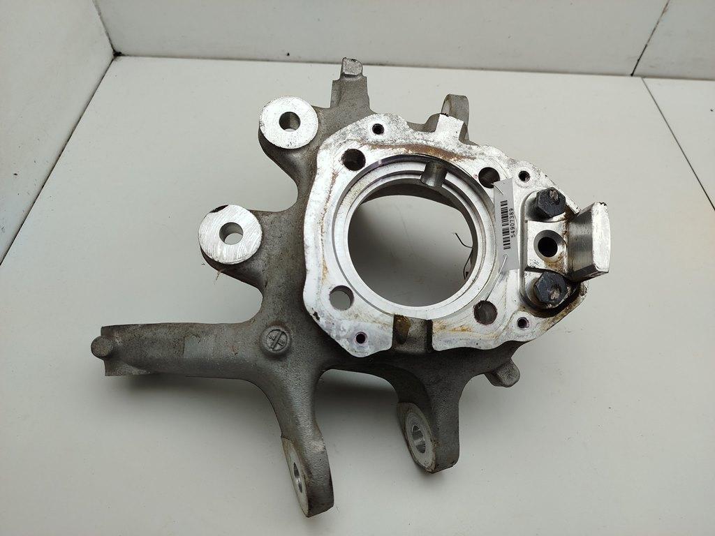 Кулак (корпус ступицы) задний правый BMW 7 F01/F02 2012, 3.0 л., гибрид, АКПП, серый, седан, 6797448
