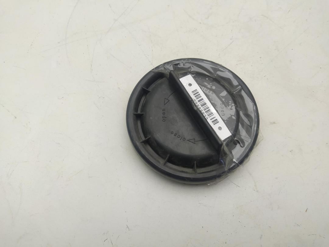 Крышка (заглушка) задняя фары Mercedes-Benz C-Класс W203/S203/CL203 2001, 2.0 л., бензин, АКПП, серый, хетчбэк 3 дв., 14735400 - фото №1
