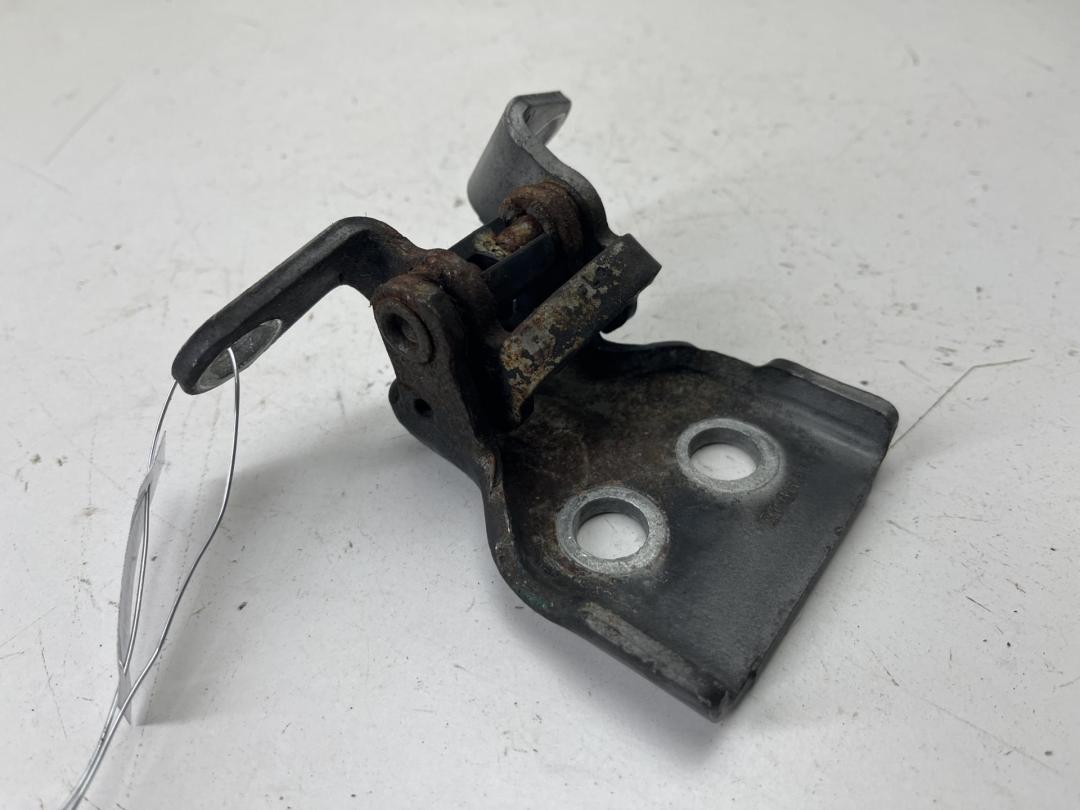 петля двери Mazda 2 2004, чёрный, хетчбэк 5 дв.