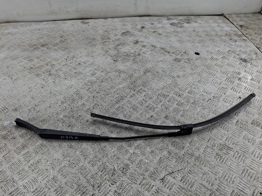 Щеткодержатель (поводок стеклоочистителя) передний Volkswagen Touran 2003, 2.0 л., дизель, МКПП, серый, минивэн