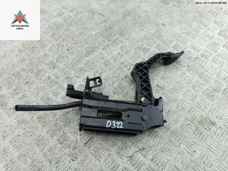 цилиндр сцепления главный Volkswagen Golf 4 поколение 1998, 1.4 л., бензин, МКПП, чёрный, хетчбэк 5 дв.