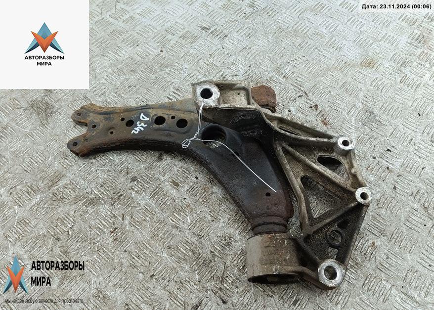 рычаг передний левый Skoda Fabia 2 поколение (5J) 2007, 1.2 л., бензин, МКПП, красный, хетчбэк 5 дв. - фото №1