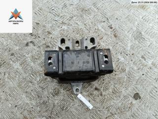 подушка крепления двигателя Volkswagen Golf 4 поколение 1999, 1.4 л., бензин, МКПП, синий, универсал