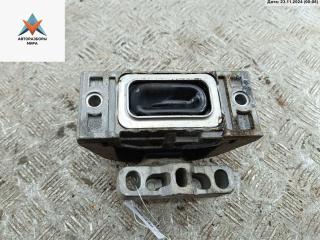 подушка крепления двигателя Volkswagen Golf 4 поколение 1999, 1.4 л., бензин, МКПП, синий, универсал