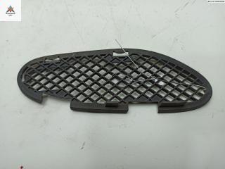 заглушка (решетка) в бампер Mercedes-Benz C-Класс W202/S202 [рестайлинг] 1997, 1.8 л., бензин, МКПП, синий, седан, 2028851223