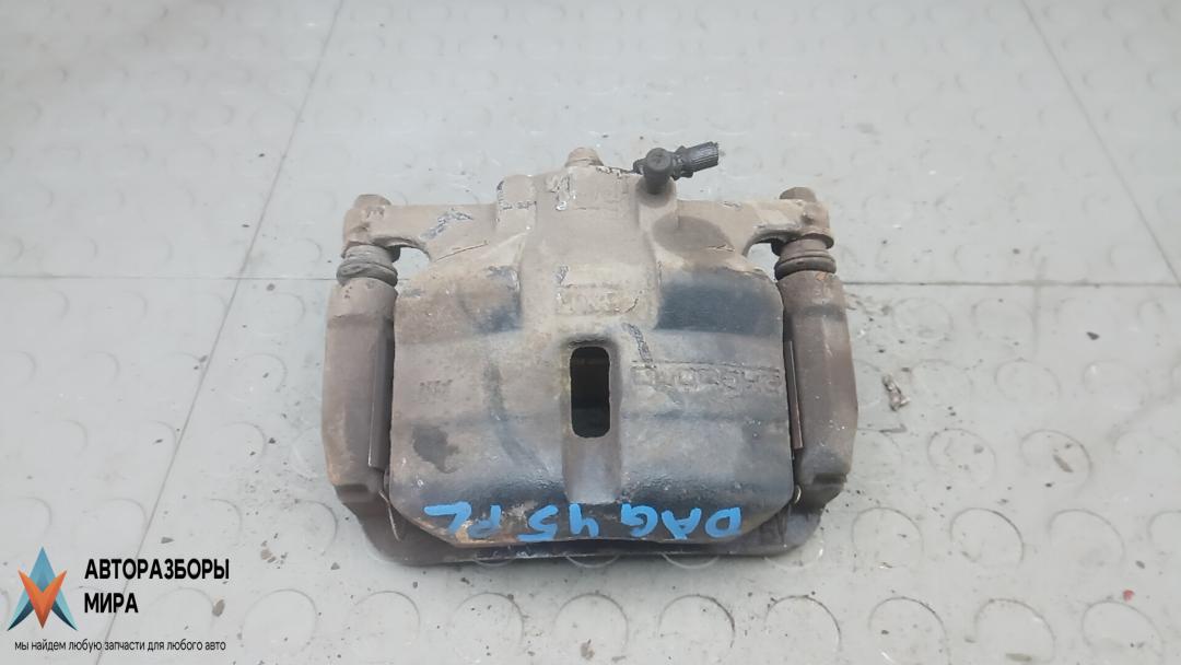 суппорт передний левый Renault Kadjar 1 поколение 2016, 1.5 л., дизель, МКПП, внедорожник 5 дв. - фото №1