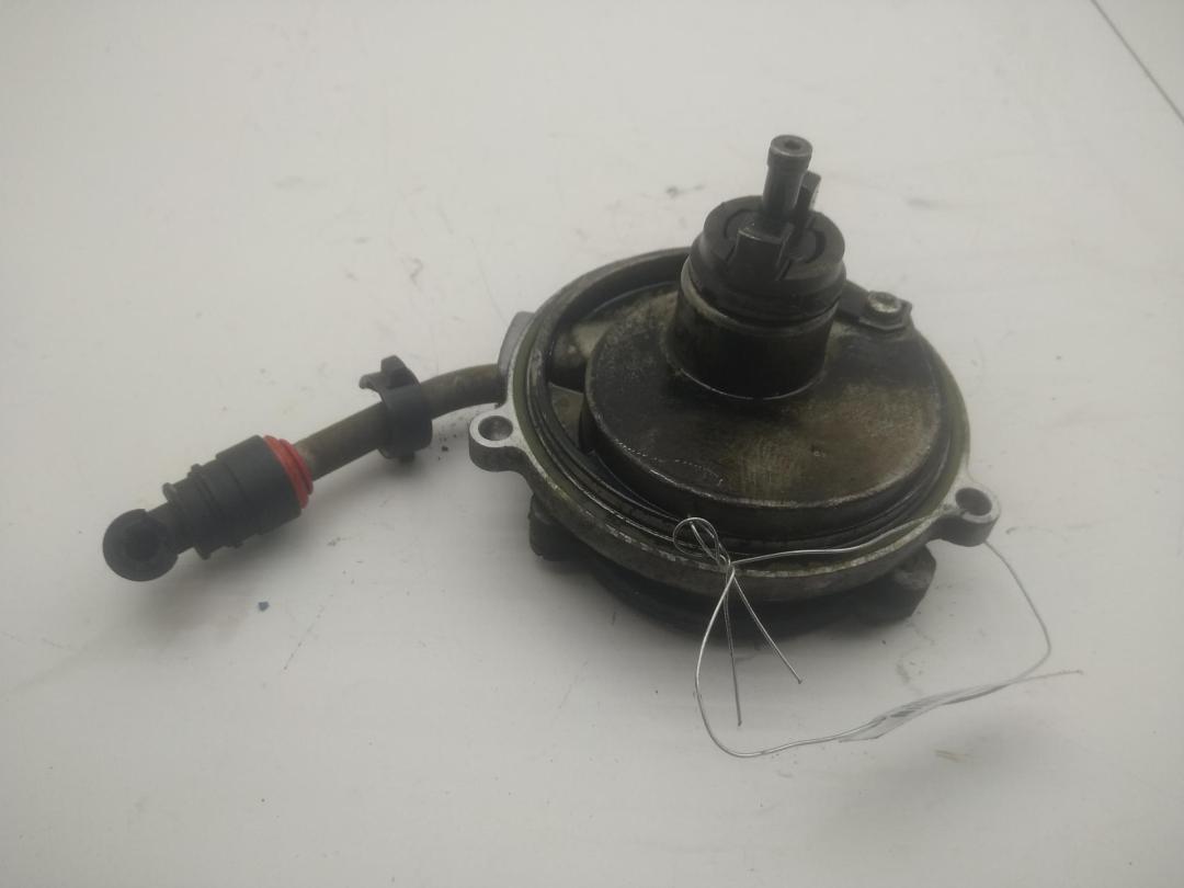 насос вакуумный Mercedes-Benz Vaneo W414 2002, 1.7 л., дизель, МКПП, серый, минивэн, 6682300165