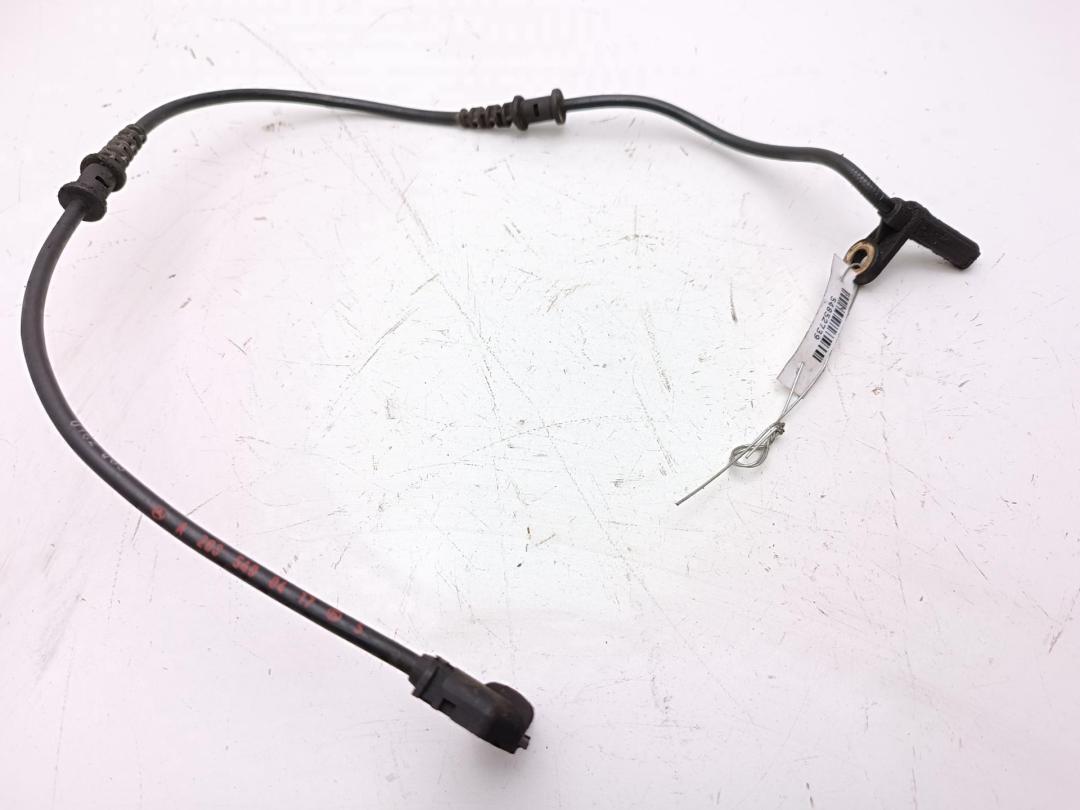 датчик ABS Mercedes-Benz C W203 2002, 2.2 л., дизель, МКПП, серый, универсал, 2035400417