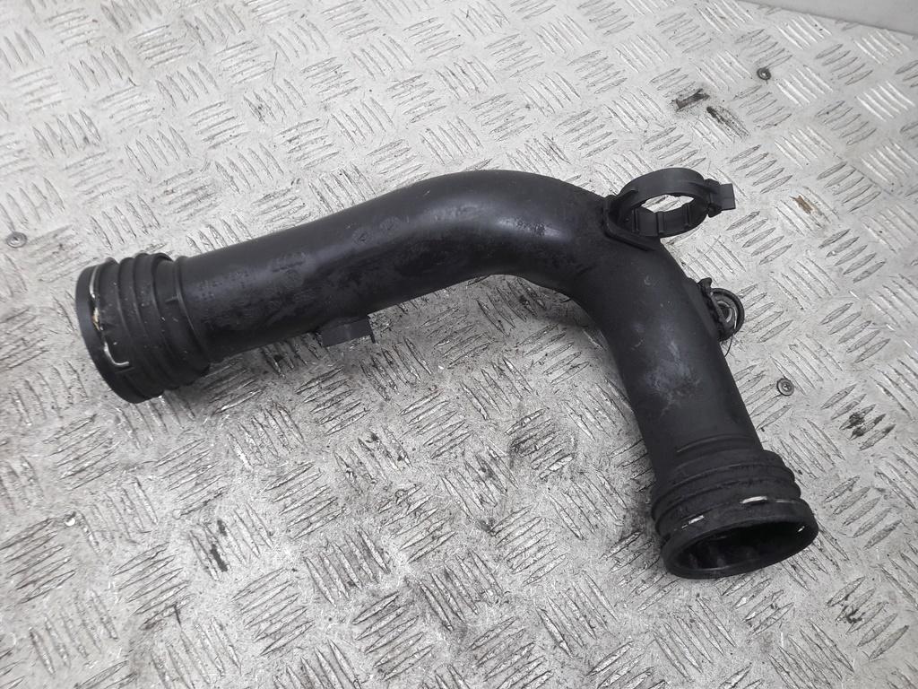 патрубок турбины Volkswagen Touran 2003, 2.0 л., дизель, 1K0145762L