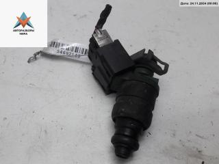 форсунка Volkswagen Bora 1 поколение 2000, 1.6 л., бензин, МКПП, чёрный, седан, 037906031AA