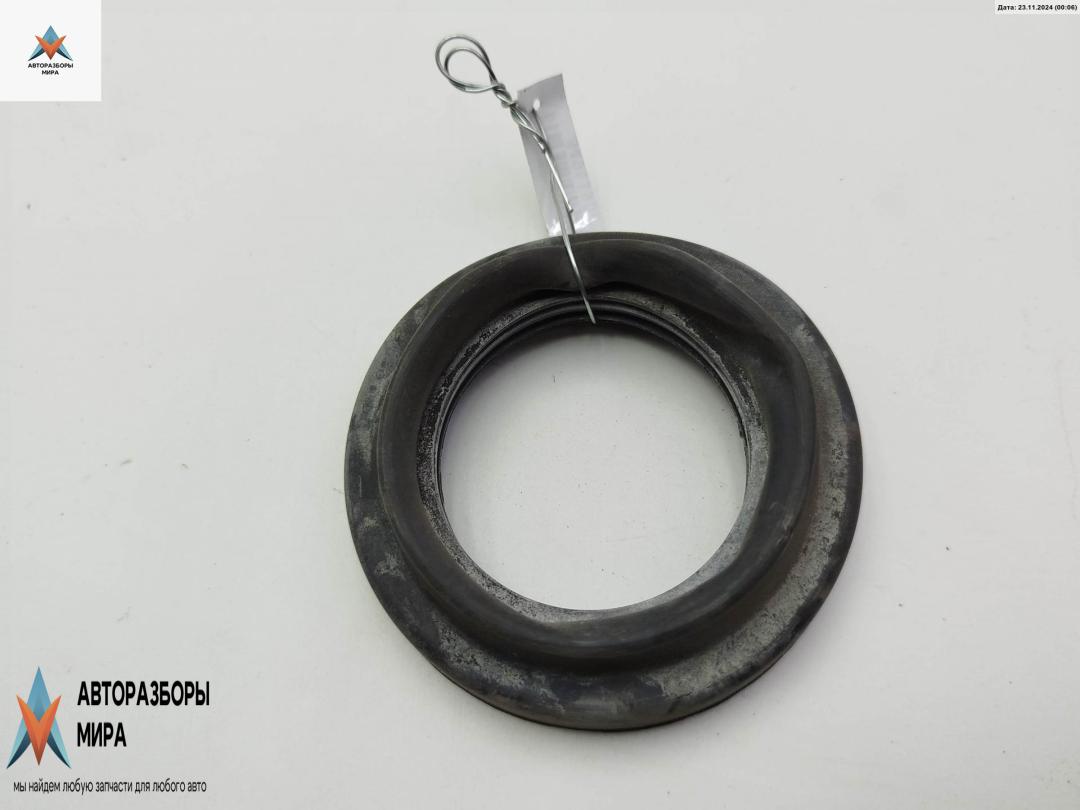 Крышка (заглушка) задняя фары Opel Corsa C 2002, 1.2 л., бензин, МКПП, чёрный, хетчбэк 3 дв. - фото №1