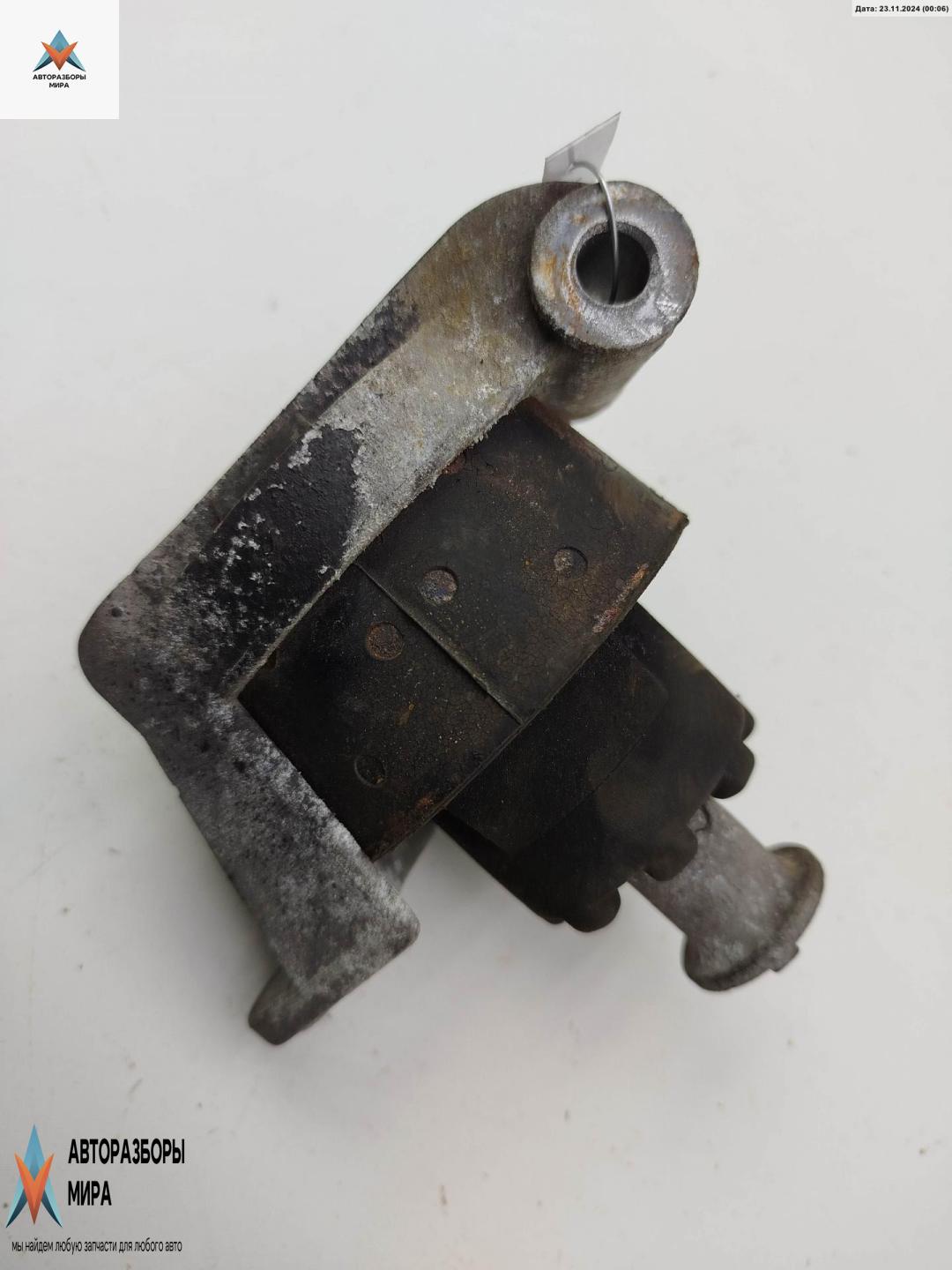 подушка крепления КПП Opel Astra H 2004, 1.6 л., бензин, МКПП, синий, универсал, 90538582 - фото №1