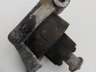 подушка крепления КПП Opel Astra H 2004, 1.6 л., бензин, МКПП, синий, универсал, 90538582