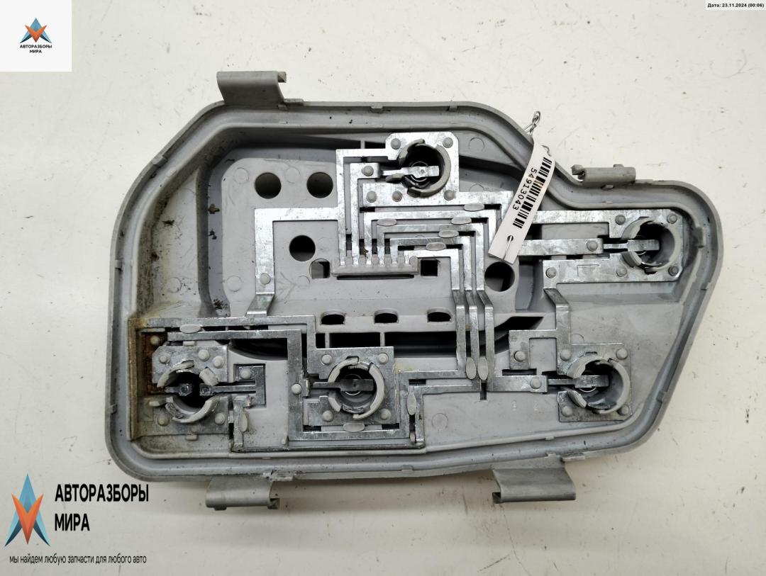 панель заднего левого фонаря Volkswagen Polo 4 поколение 2002, 1.2 л., бензин, МКПП, синий, хетчбэк 3 дв., 6Q6945257A - фото №1