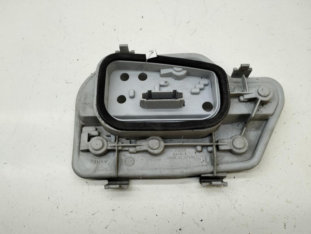 Плата фонаря заднего правого Volkswagen Polo 2002, 1.4 л., бензин, МКПП, серый, хетчбэк 3 дв., 6Q6945258A