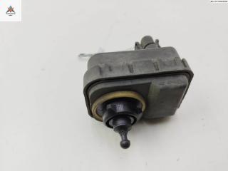 корректор фар Opel Zafira 1 поколение (A) 2002, 2.2 л., дизель, МКПП, серый, минивэн, VALEO