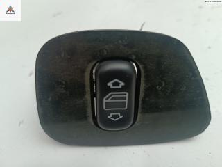 кнопка стеклоподъемника заднего правого Mercedes-Benz E-Класс W210/S210 1998, 2.4 л., бензин, АКПП, синий, седан, 2108208210