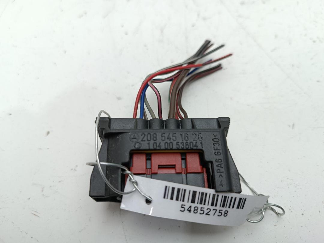 разъем (фишка) проводки Mercedes-Benz E-Класс W210/S210 1998, 2.4 л., бензин, АКПП, синий, седан, 2085451628 - фото №1