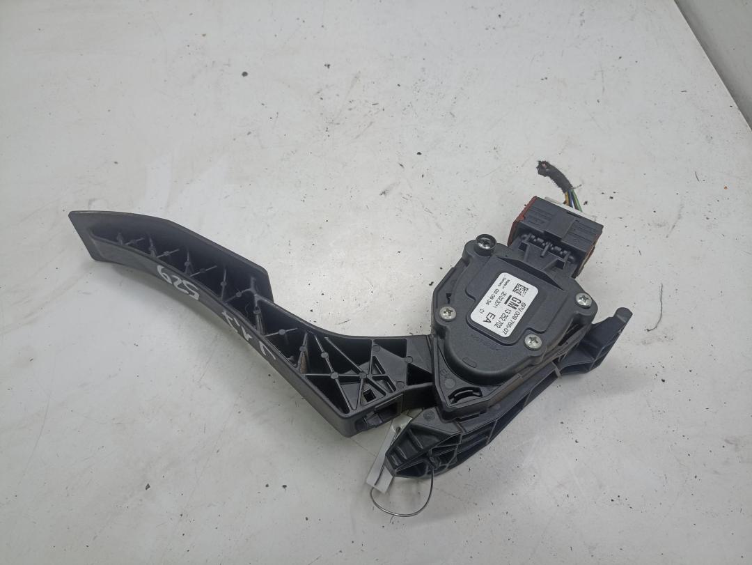 педаль Opel Astra J 2011, 1.7 л., дизель, МКПП, серый, универсал, 13252702
