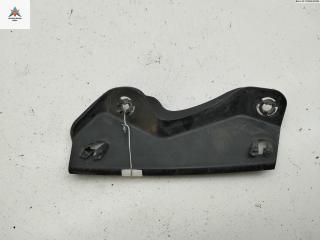 кронштейн переднего бампера Volkswagen Passat B6 2007, 2.0 л., дизель, МКПП, чёрный, универсал, 3C0807505