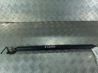 амортизатор крышки багажника (3-5 двери) Audi Q3 F3 2023, цвет, 83A827851F