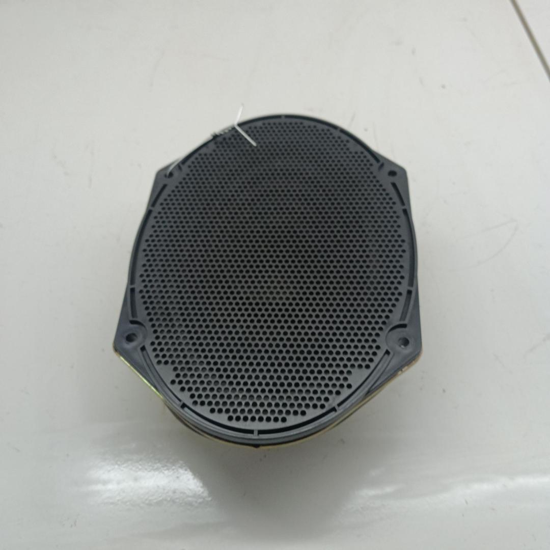 динамик двери Ford Mondeo III 2004, 1.8 л., бензин, МКПП, серый, универсал, 1S7F19B171CG