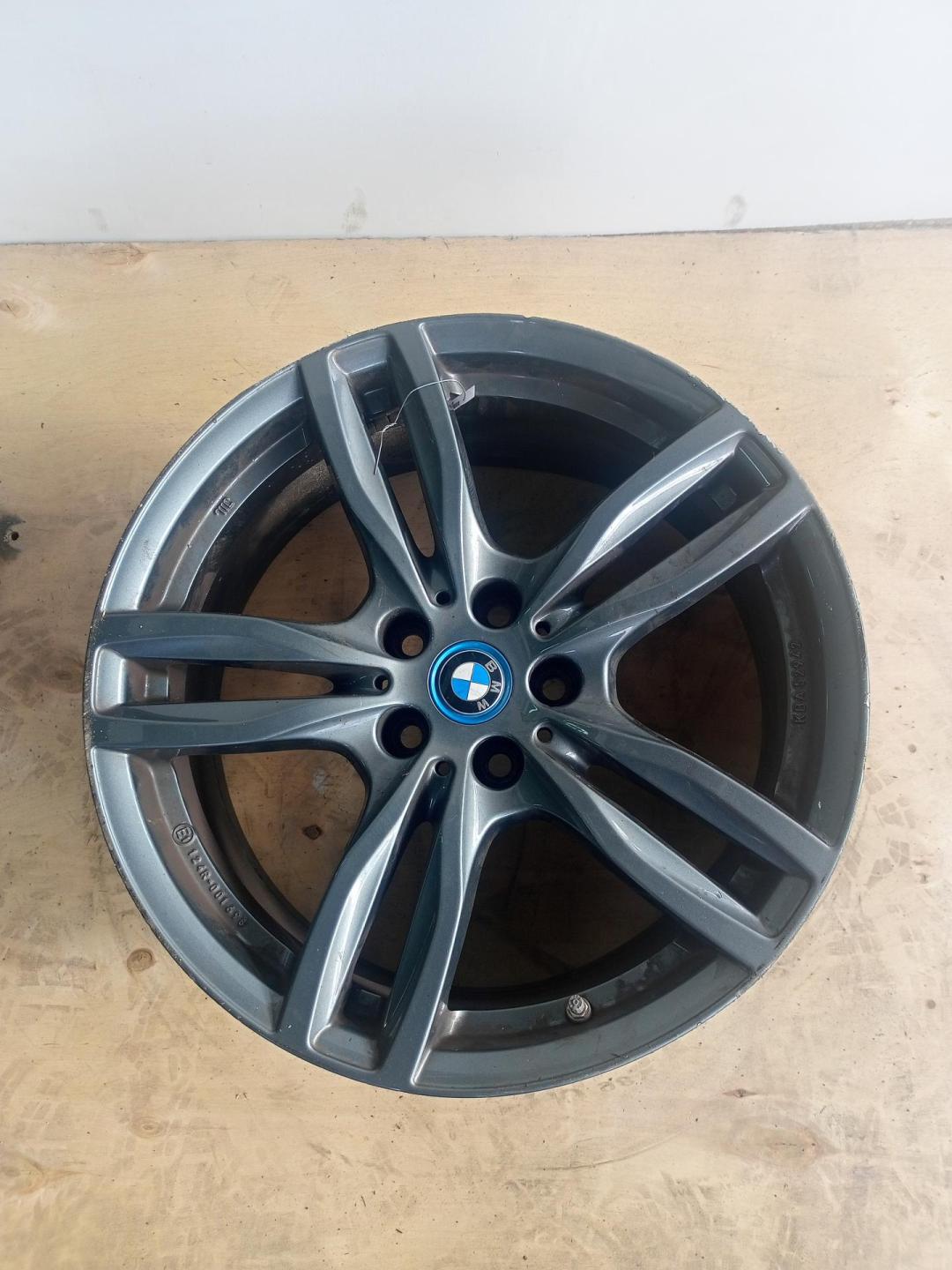 диск литой BMW 2 Tourer F45/F46 2019, 1.5 л., гибрид, АКПП, чёрный, минивэн - фото №1