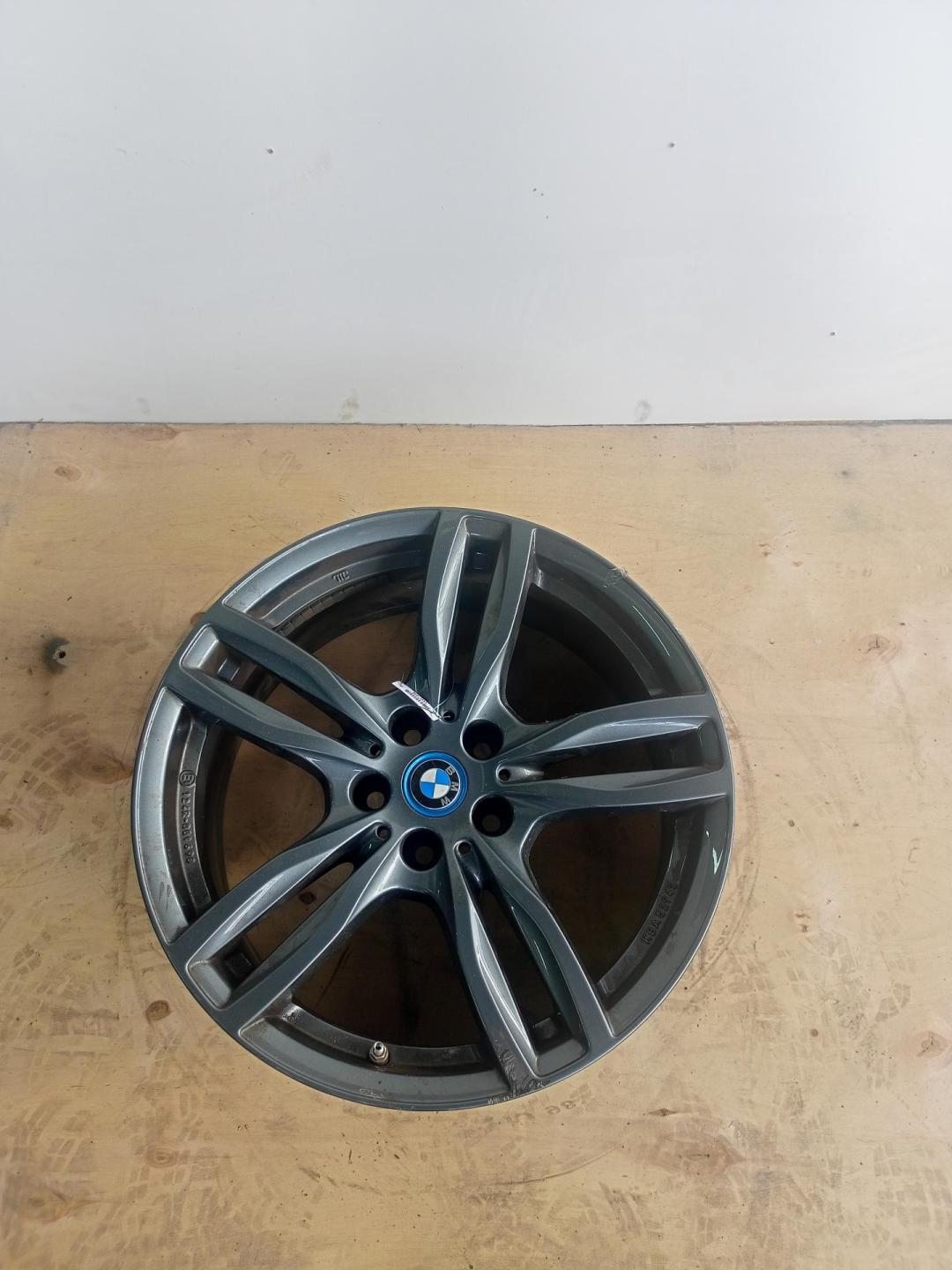 диск литой BMW 2 Tourer F45/F46 2019, 1.5 л., гибрид, АКПП, чёрный, минивэн
