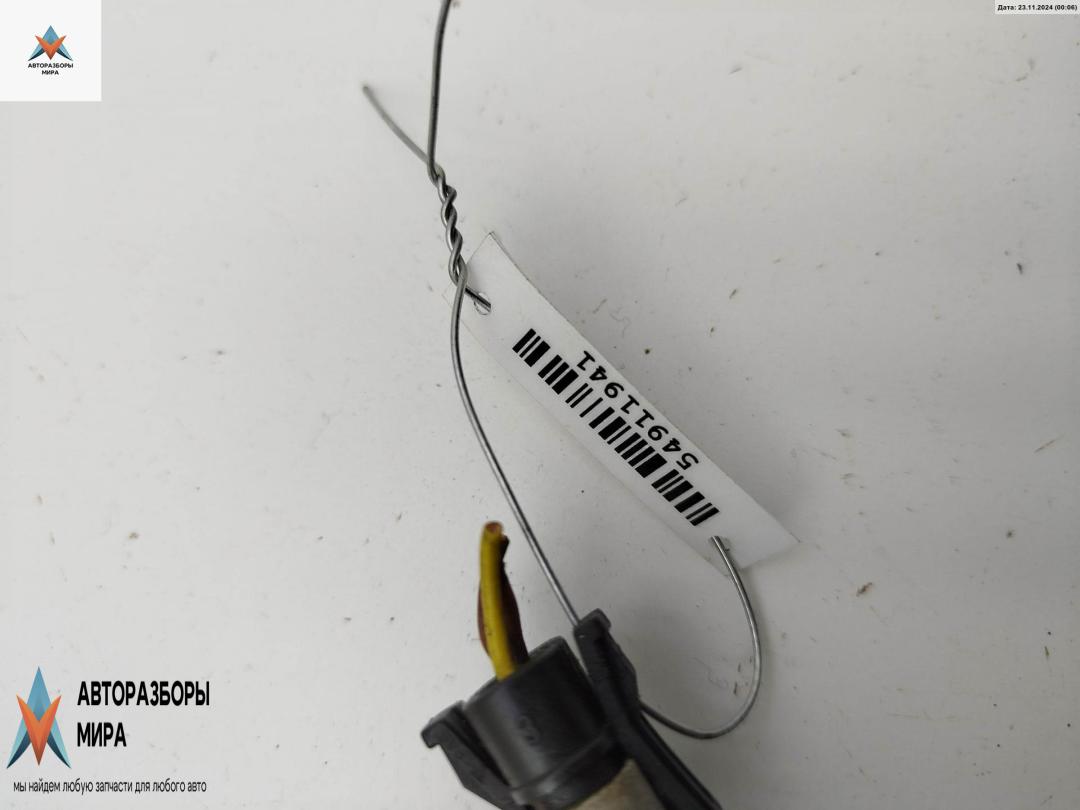 Патрон лампы указателя поворота Opel Astra G 1999, 1.6 л., бензин, МКПП, красный, хетчбэк 5 дв., 149019 - фото №1