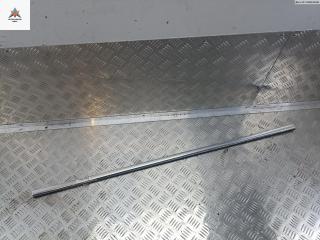 Молдинг стекла двери наружный Opel Astra J [рестайлинг] 2011, 1.7 л., дизель, МКПП, серый, универсал, 13347219