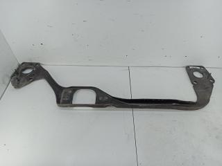 балка под радиатор Audi A4 B5 1995, 1.8 л., бензин, МКПП, синий, седан, 8D0805851