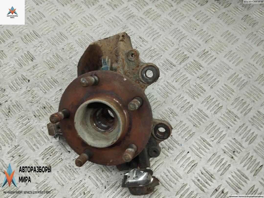 ступица передняя правая Ford Focus 2 поколение 2005, 1.6 л., i, бензин, АКПП, серый, универсал - фото №1