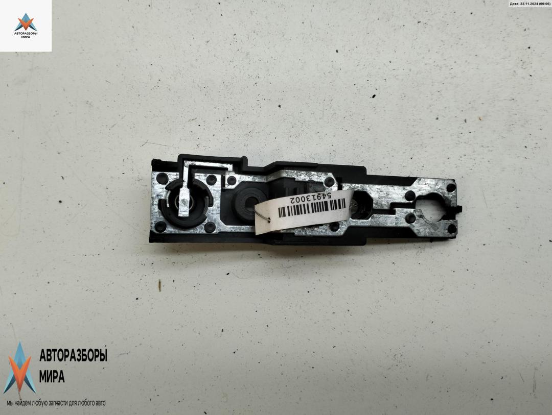 панель заднего левого фонаря SEAT Ibiza 3 поколение 2003, 1.2 л., бензин, МКПП, чёрный, хетчбэк 5 дв., 6L6945231 - фото №1