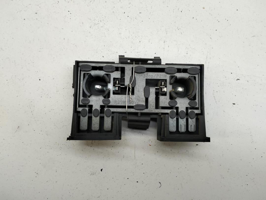 Плата фонаря заднего правого Volkswagen Passat B3 1990, 1.8 л., бензин, МКПП, чёрный, универсал, 333945259