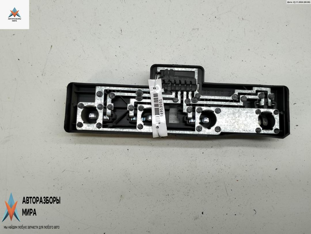 Плата фонаря заднего правого Skoda Octavia mk1 (A4 1U) 2005, 1.9 л., дизель, МКПП, красный, универсал, 1U9945258 - фото №1