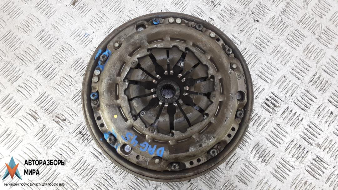 маховик Renault Kadjar 1 поколение 2016, 1.5 л., дизель, МКПП, внедорожник 5 дв. - фото №1