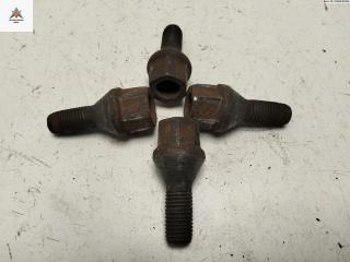 болт колесный Renault Scenic 2 поколение 2005, 2.0 л., бензин, МКПП, чёрный, минивэн, 8200030701