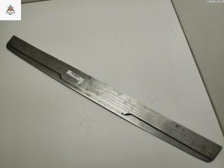 Накладка на порог внутренняя (салона) Ford Mondeo 3 поколение 2001, 1.8 л., бензин, МКПП, серый, хетчбэк 5 дв.