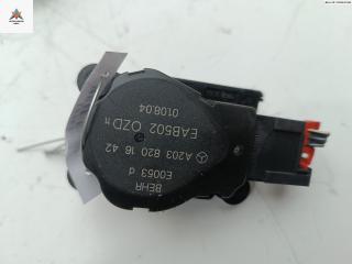 моторчик заслонки печки Mercedes-Benz E-Класс W211/S211 2004, 3.2 л., дизель, АКПП, серый, универсал, 2038201642